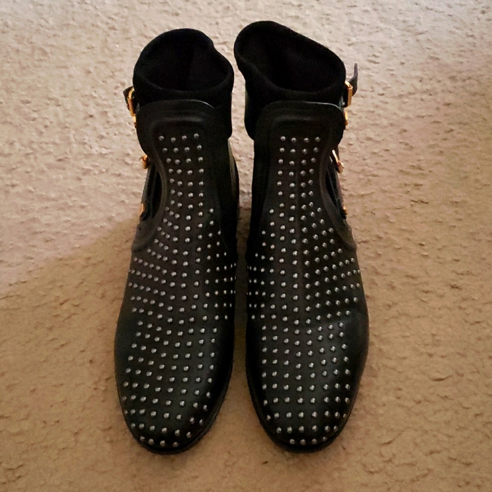 CHLOÉ Short Sock Studded Ankle Boots